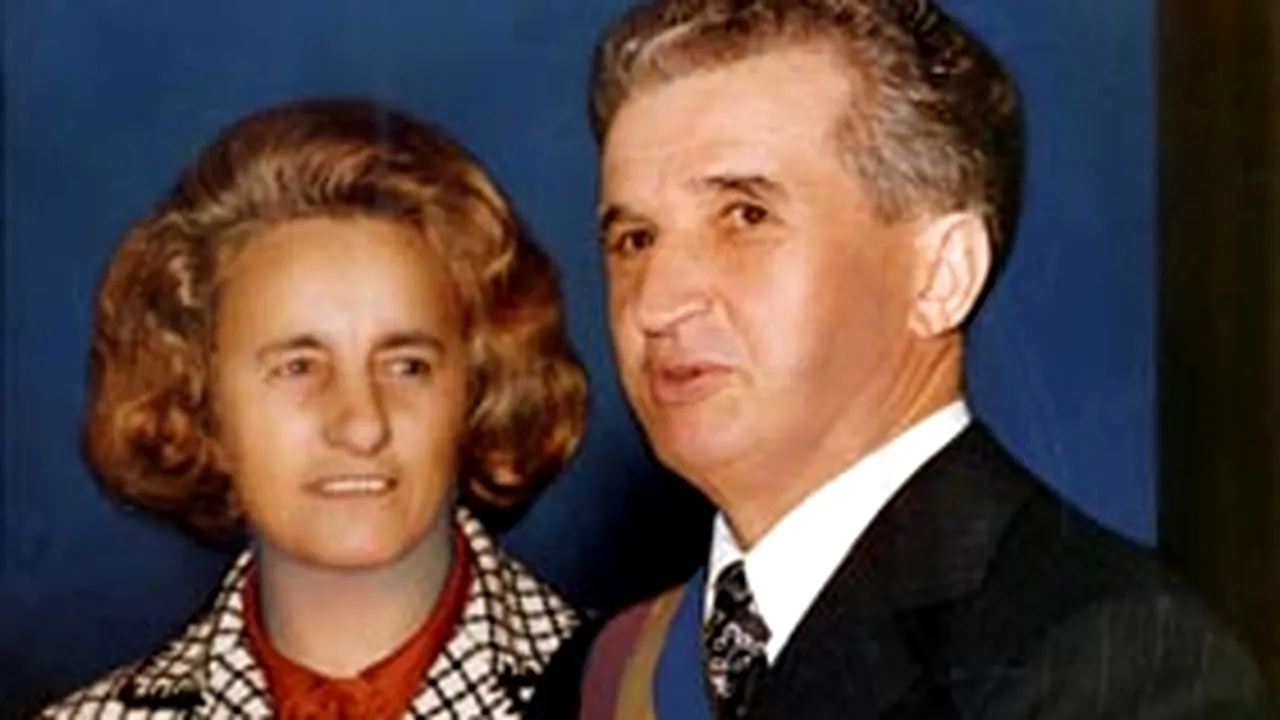 Iaşi: Obiecte folosite de soţii Ceauşescu, scoase la licitaţie