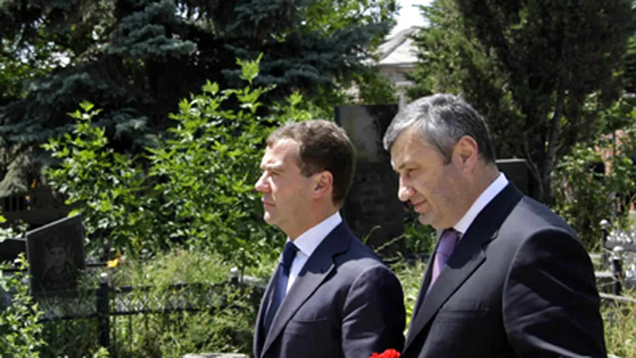 Saakaşvili: Vizita lui Medvedev în Osetia de Sud este 