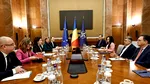 Premierul Marcel Ciolacu a avut o întâlnire cu vicepreşedinta Comisiei Europene, Roxana Mînzatu. Ce au discutat