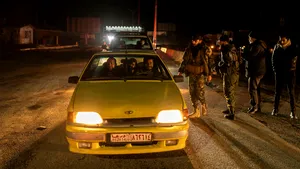 Libanul expulzează 70 de ofiţeri şi soldaţi sirieni într-o acţiune de securitate intensificată