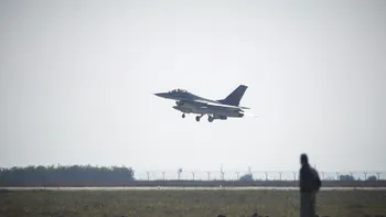 SOCIAL MApN: O dronă a intrat 10 minute în spațiul aerian al României. Două avioane F-16, ridicate de la sol pentru monitorizarea situației