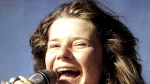 Un film inspirat de viaţa şi cariera cântăreţei Janis Joplin, în pregătire la Hollywood