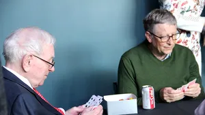Miliardarul Warren Buffett emite un avertisment: „deficitele fiscale au consecinţe”