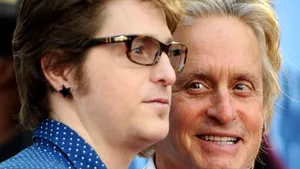 Fiul lui Michael Douglas a primit o pedeapsă suplimentară de 4 ani şi jumătate de închisoare