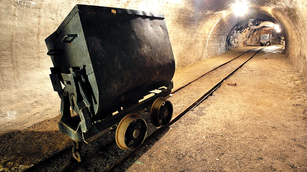 Potenţialul de resurse minerale din România, inventariat printr-un program naţional
