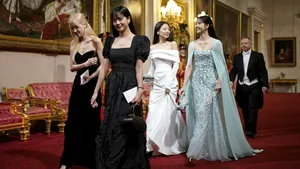 Regele Charles a decorat trupa de K-pop „Blackpink” pentru lupta lor împotriva încălzirii globale
