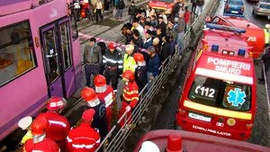 O femeie a murit după ce a fost călcată de un tramvai pe Calea Rahovei din Capitală