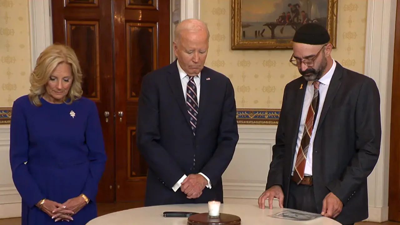 Un an de la atacul Hamas. Joe Biden a aprins o lumânare la Casa Albă, ceremonii au loc în toată lumea