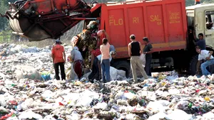 Romania, Bulgaria Rank Last In EU By Municipal Waste Recycled In 2008