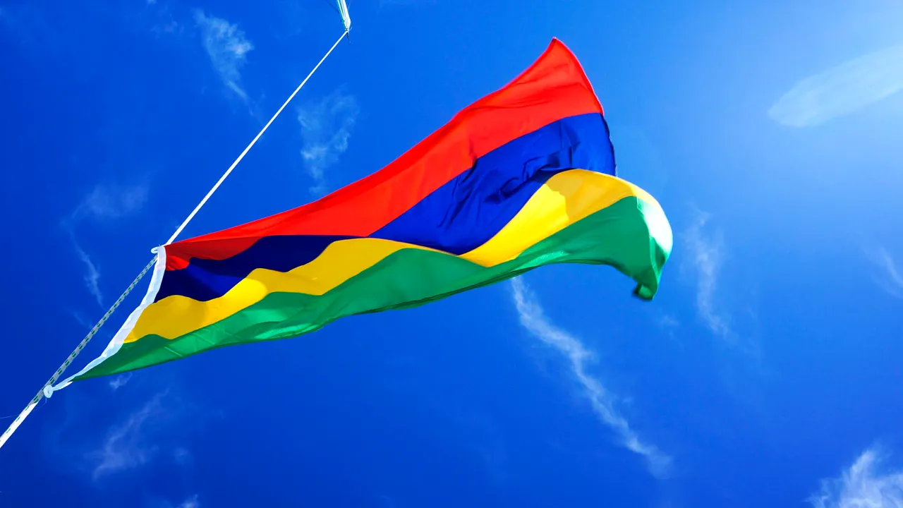 Mauritius provocă Londra: şi-a înfipt steagul pe un atol britanic