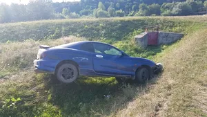 Două fete rănite după ce au fost lovite de o maşină, pe marginea drumului/ Şoferul are 15 ani, era băut şi conducea o maşină neînmatriculată