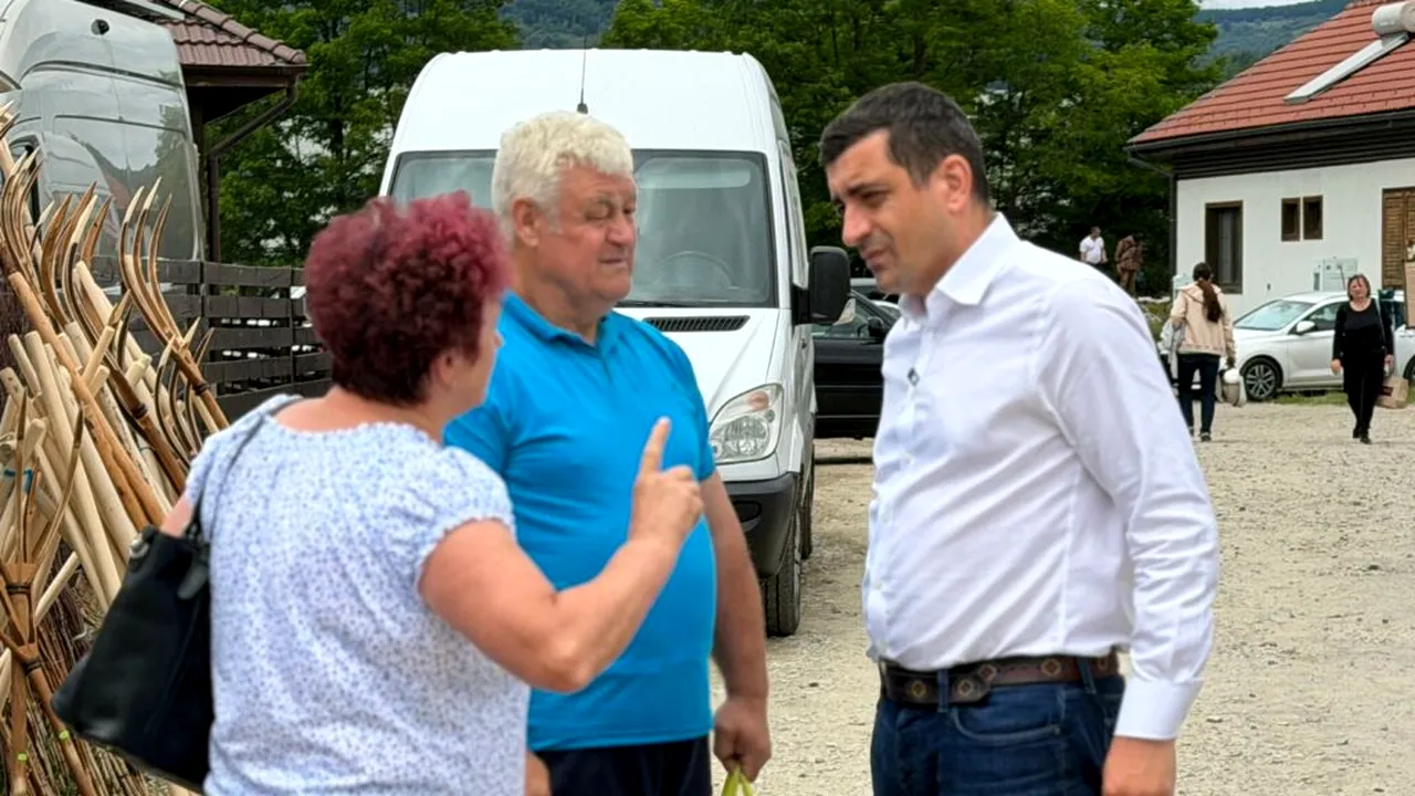 George Simion, prezent în mijlocul oamenilor la Negreni. Liderul AUR a participat la acțiunea „AUR te aude”, organizată în târgul din localitate