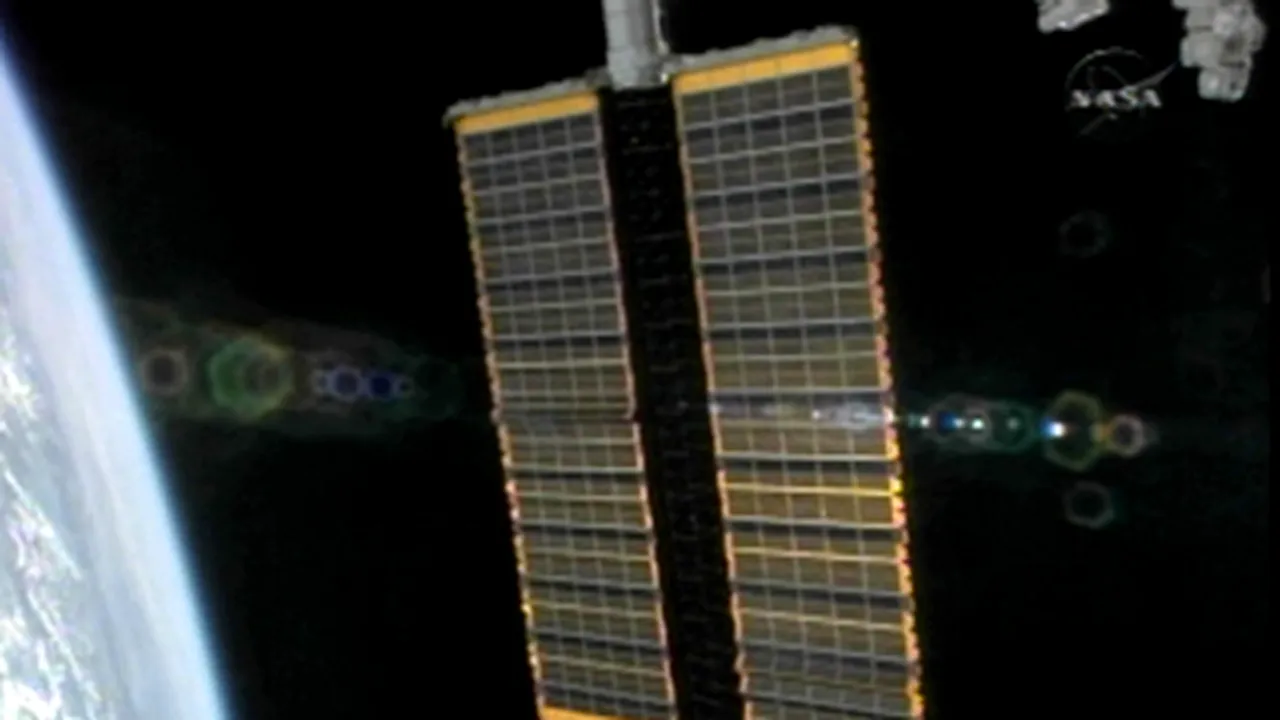Japonia va construi o centrală solară spaţială