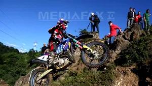 Hat, összesen negyvenezer euró értékű motorkerékpárt loptak el egy verseny előtt