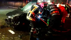 FOTO | Grav accident în Suceava, cu şase răniţi, între care doi copii, după ce patru maşini s-au ciocnit