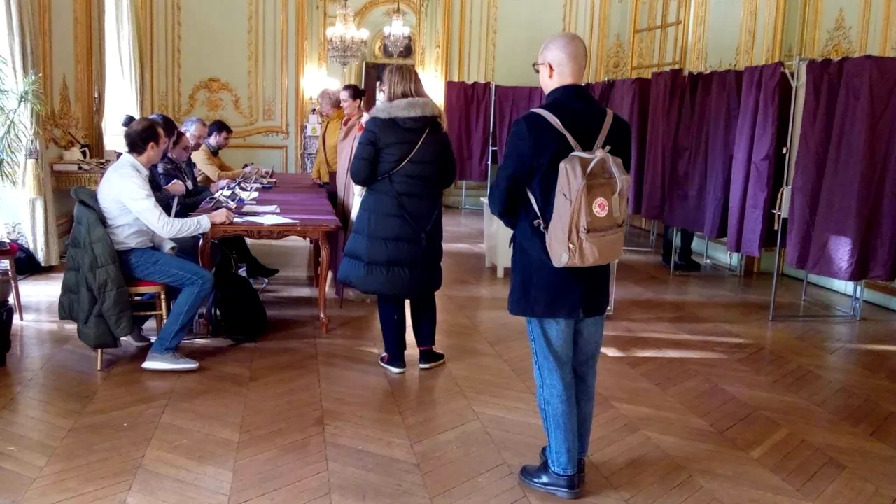Alegeri prezidenţiale 2019. A doua zi de vot în diaspora: peste 285.000 de români au votat până la ora 21.00. Secţia în care nu s-a prezentat nici măcar o persoană