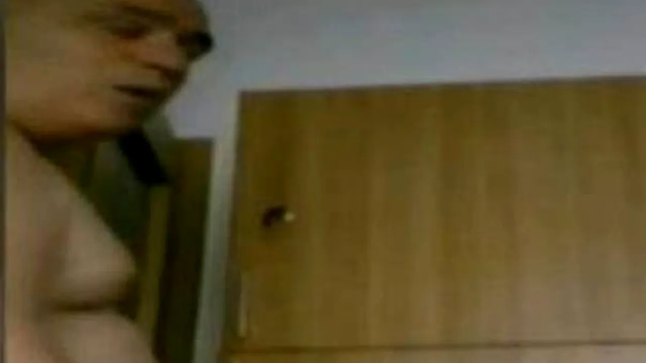 Profesorul care a pretins favoruri sexuale a fost suspendat - VIDEO
