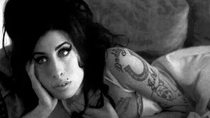 PORTRETUL PERFECŢIUNII: Desene în creion sau imagini computerizate? Povestea unui artist genial - GALERIE FOTO