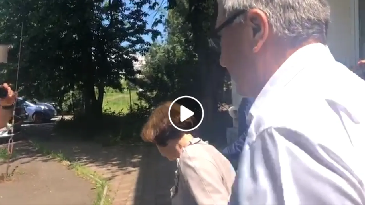 Mama primarului din Constanţa, la Poliţie, în urma unui incident într-o secţie de votare/ UPDATE: Reacţia fiului, edilul oraşului:  „O înscenare”