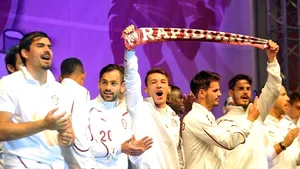 FC Rapid şi-a prezentat lotul pentru retur în faţa a 1.000 de suporteri - FOTO