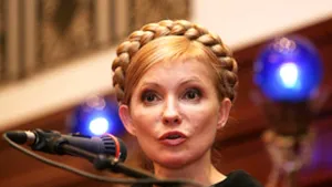 Parlamentul aprobă numirea Iuliei Timoşenko în funcţia de premier