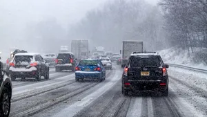 Trafic în condiții de iarnă la nivel național. Ceață densă pe A2 și un drum național închis