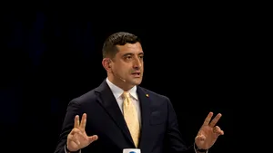 George Simion declară în presa franceză că ar susține restaurarea monarhiei în România: „ne dorim această schimbare constituțională”