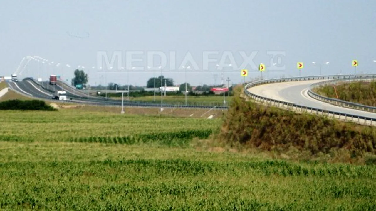 Băsescu: Ceea ce se întâmplă pe autostrada Arad-Nădlac, emblema neputinţei şi o proastă guvernare - VIDEO