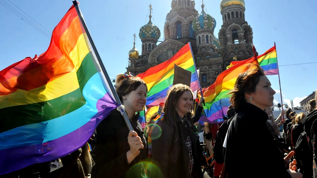 Parlamentul Rusiei înăspreşte legea împotriva „propagandei LGBTQ”
