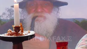 REPORTAJ: Cel mai vârstnic supravieţuitor al Holocaustului romilor, înmormântat cu lăutari la Sibiu - GALERIE FOTO