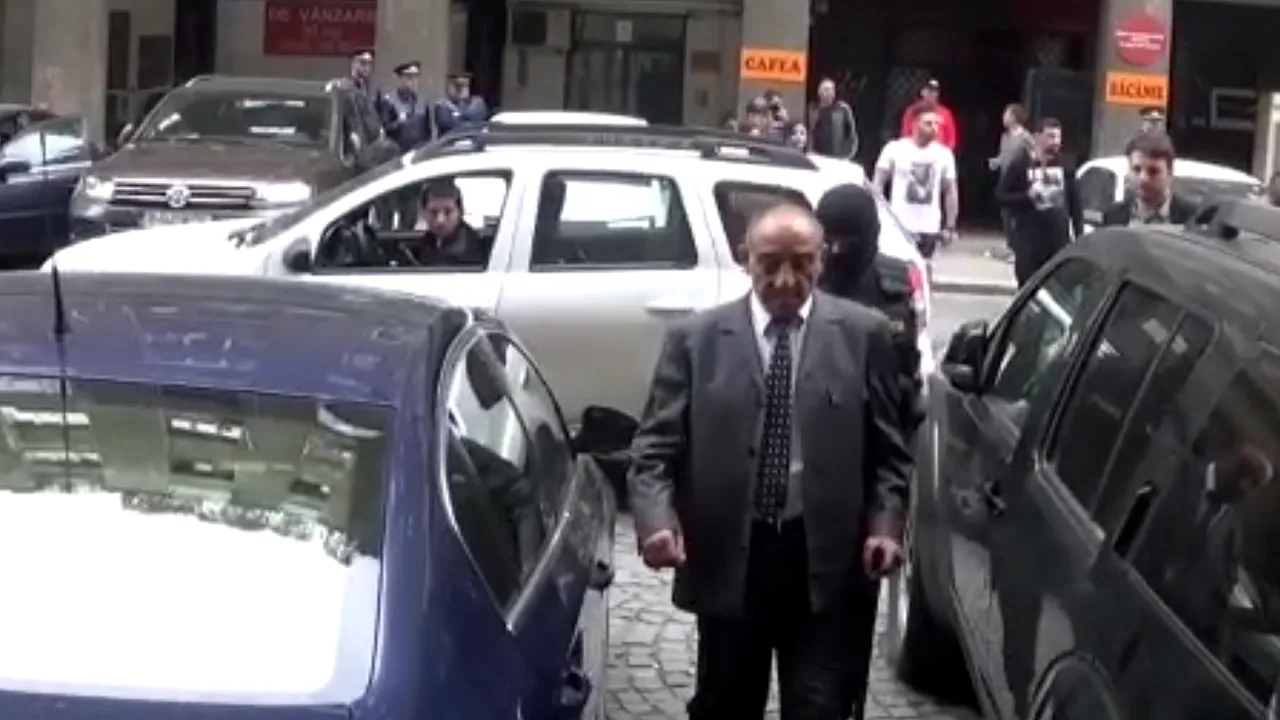 VIDEO - „Pian”, liderul clanului Duduianu, reţinut după ce a trecut intenţionat cu maşina peste picioarele unui bărbat
