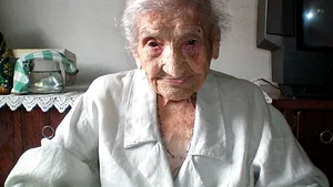 O braziliancă de 114 ani a devenit cea mai în vârstă persoană din lume
