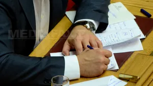 Un ministru adjunct din noul Guvern grec a demisionat la scurt timp după numirea în funcţie