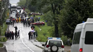Mai multe cartiere din Paşcani şi Roman şi câteva localităţi de pe malul Siretului, evacuate