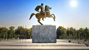 Duminică are loc al doilea tur al alegerilor prezidenţiale din Macedonia de Nord