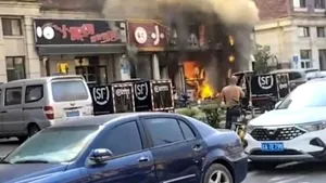 22 de oameni au murit în urma unui incendiu izbucnit într-un restaurant din China
