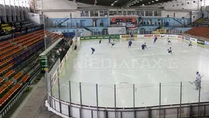 Au fost reluate lucrările la Patinoarul Flamaropol