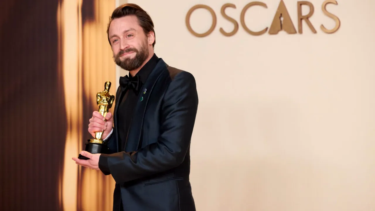 Gala Premiilor Oscar. Zoe Saldana şi Kieran Culkin câştigă trofeele pentru actori în rol secundar