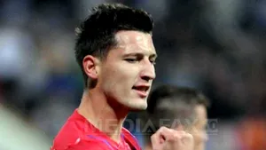 Reghecampf spune că Mihai Costea nu pleacă de la Steaua, iar Răduţ revine în lot