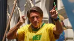 Filmul care îl transformă pe Bolsonaro într-un erou provoacă un scandal politic uriaș în Brazilia înaintea alegerilor