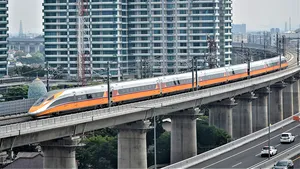 Indonezia construieşte o linie de tren rapid cu un împrumut de un miliard de dolari din Japonia