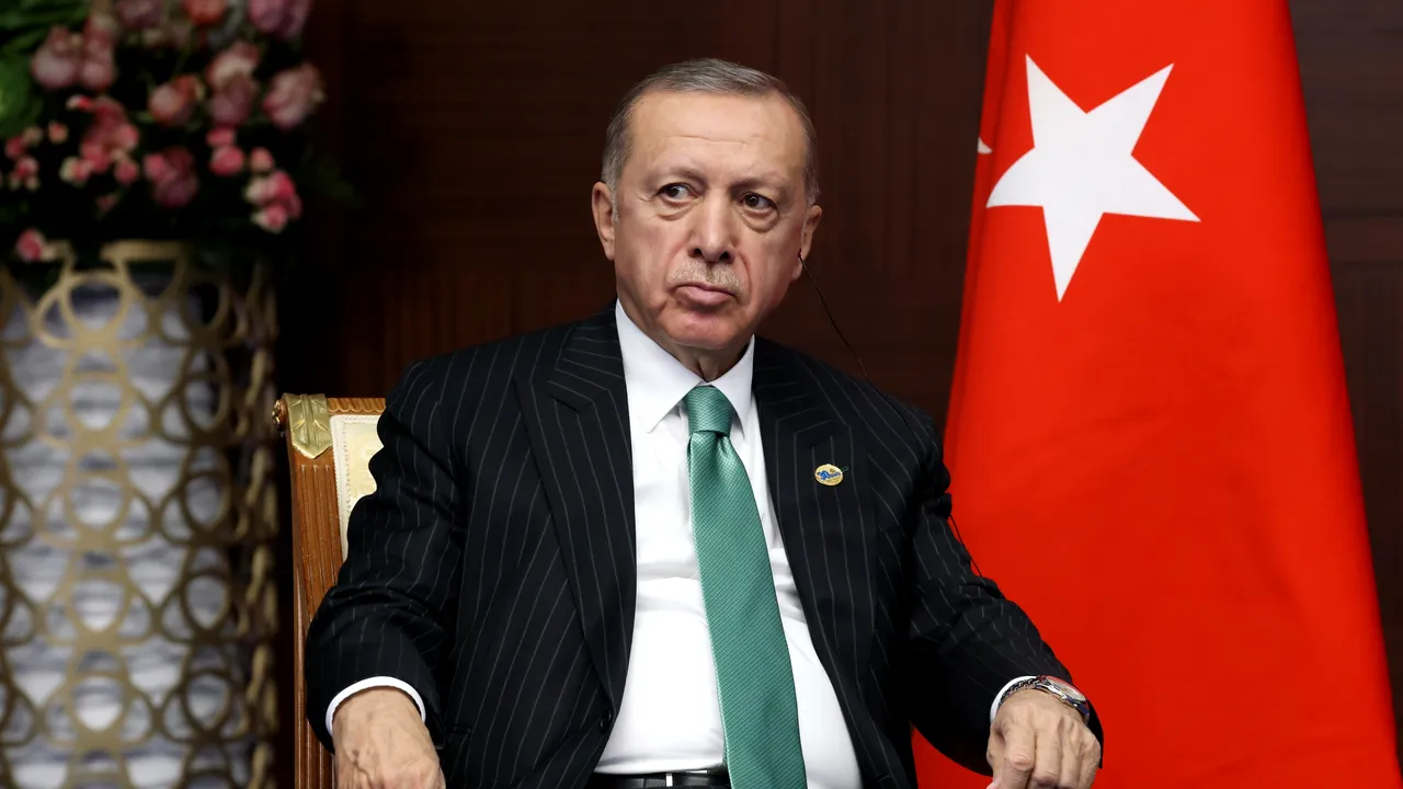 Erdogan i-a propus lui Zelenski să joace rol de mediator în relaţia cu Rusia