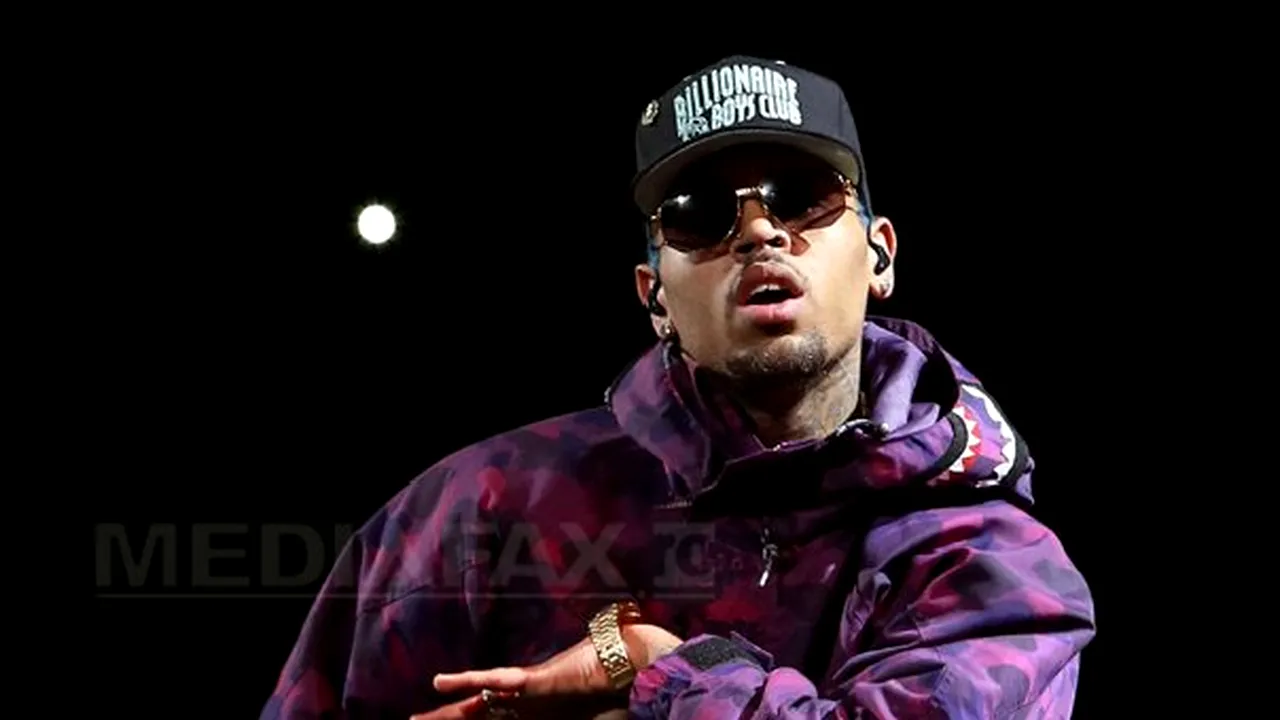 Chris Brown, fostul iubit al Rihannei, arestat în Los Angeles