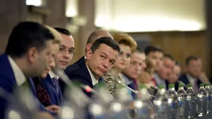 Guvernul a modificat legislaţia privind dialogul social
