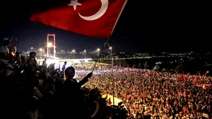 Un angajat al consulatului Statelor Unite la Istanbul a fost arestat preventiv, fiind acuzat de terorism şi spionaj