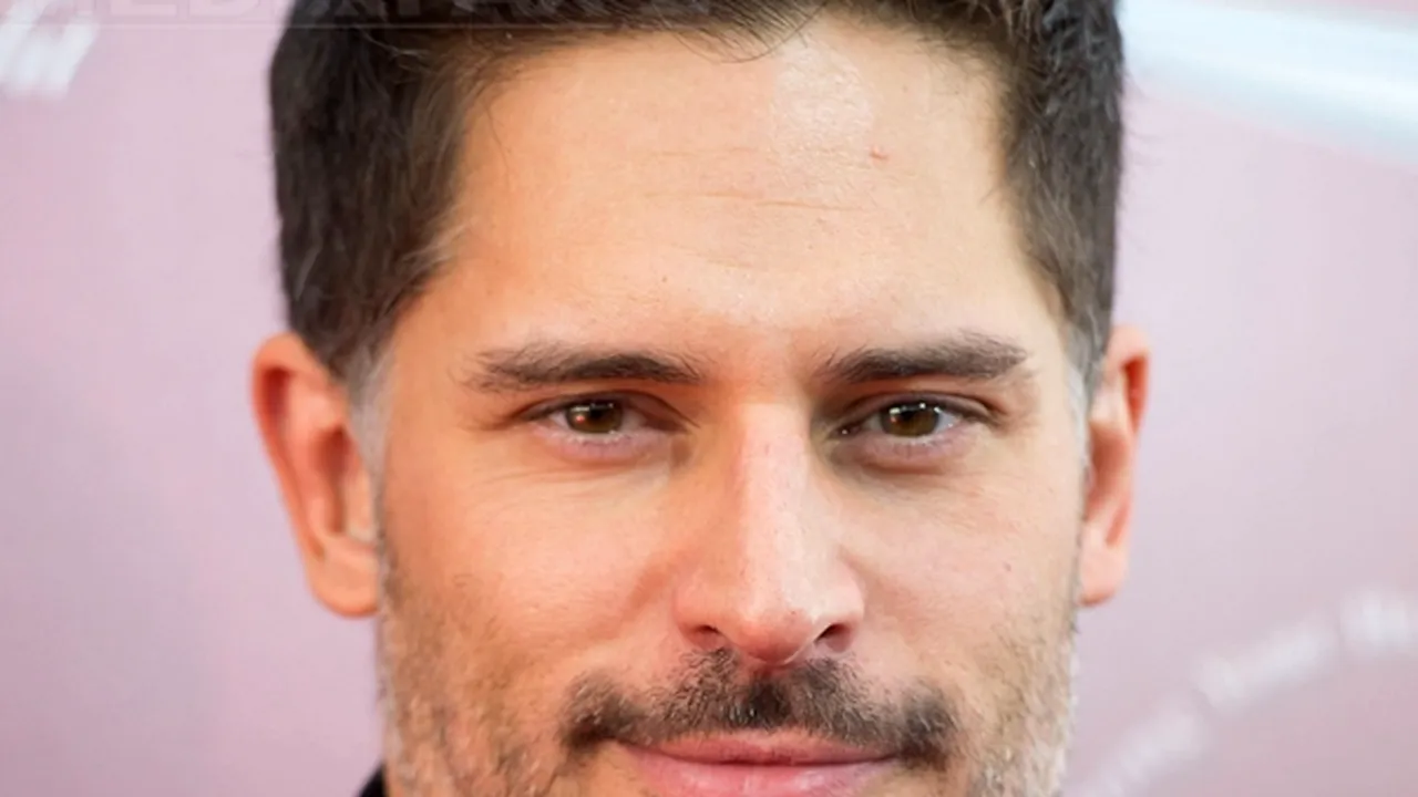 Joe Manganiello este cel mai sexy celibatar pe anul 2014