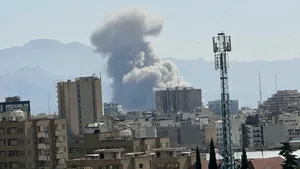 Atacuri ale Iranului în Israel, dar și Cisiordania. Două persoane, rănite, iar mai multe case, avariate