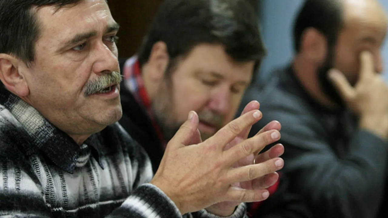 Sindicatele vor ca reducerea cu 25% să fie pe fondul de salarii, inclusiv prin disponibilizări