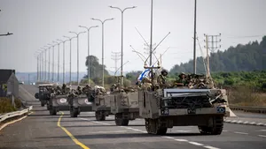 Armata israeliană dă un nou ultimatum, în aşteptarea ofensivei terestre / Civilii mai au câteva ore să părăsescă zona 