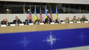 Un nume important s-a înscris în cursa pentru ocuparea funcţiei de secretar general NATO. Se bagă şi Iohannis?